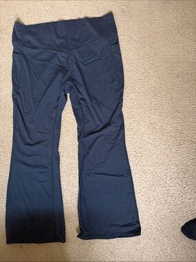 Black Flared Yoga Pants